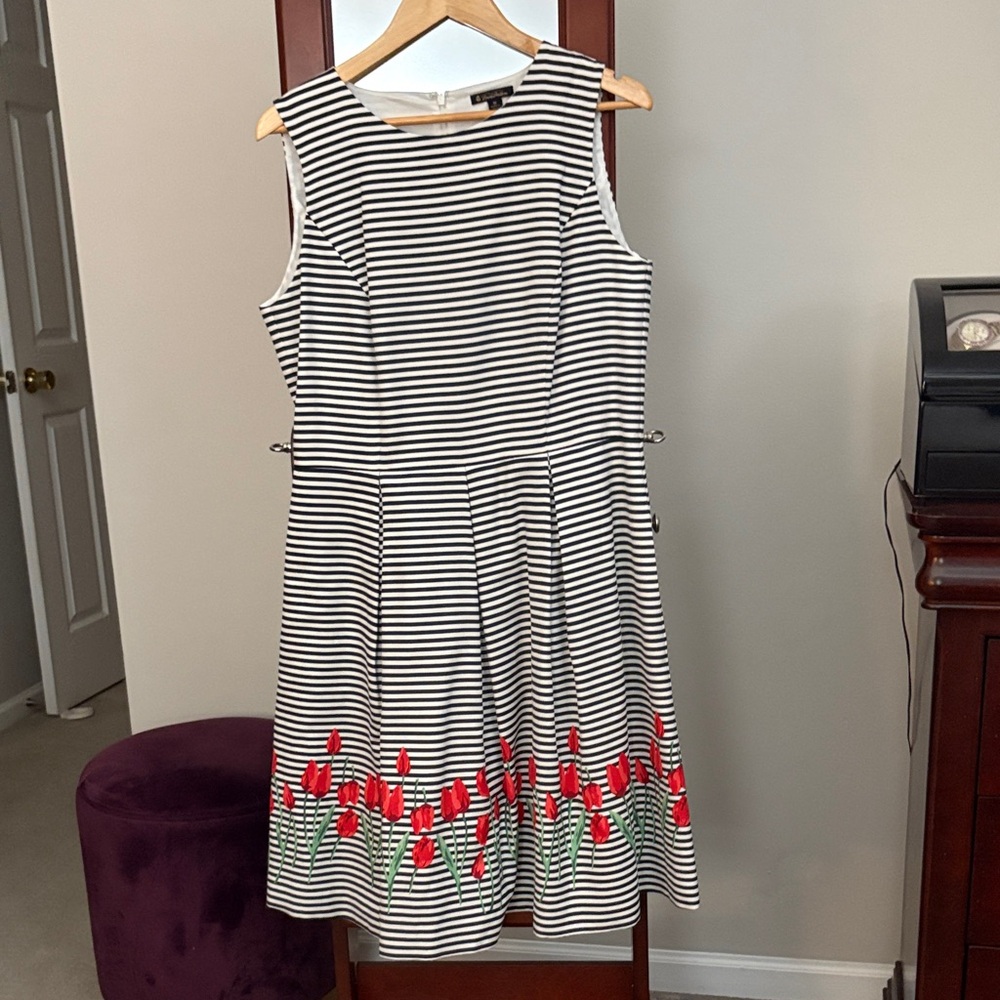 Brooks Brothers Striped Tulip Dress 
Size 12